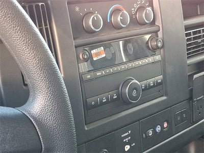 2025 Chevrolet Express Cutaway 3500 1WT