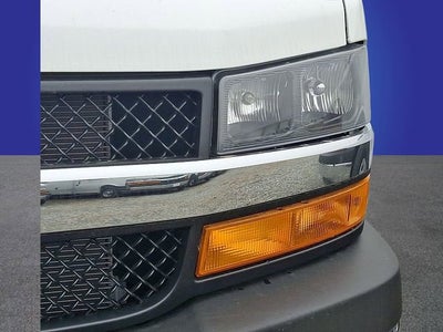 2026 Chevrolet Express Cutaway 3500 1WT