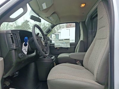 2026 Chevrolet Express Cutaway 3500 1WT