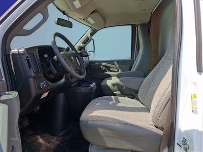 2026 Chevrolet Express Cutaway 3500 1WT