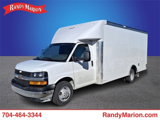 2025 Chevrolet Express Cutaway 3500 1WT