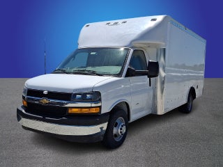 2026 Chevrolet Express Cutaway 3500 1WT
