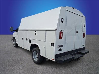 2026 Chevrolet Express Cutaway 3500 1WT