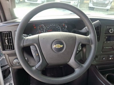 2026 Chevrolet Express Cutaway 3500 1WT