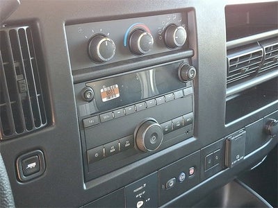 2025 Chevrolet Express Cutaway 3500 1WT