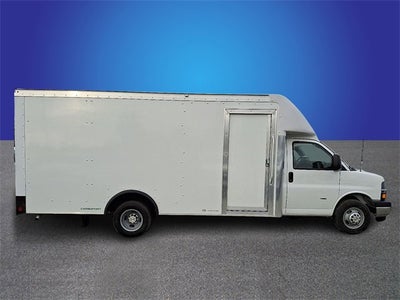 2026 Chevrolet Express Cutaway 3500 1WT