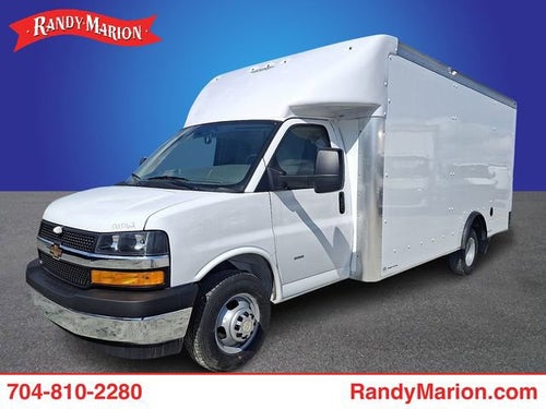 2026 Chevrolet Express Cutaway 3500 1WT