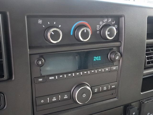 2026 Chevrolet Express Cutaway 3500 1WT