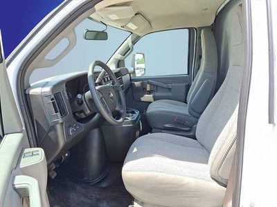 2023 Chevrolet Express Cutaway 3500 1WT