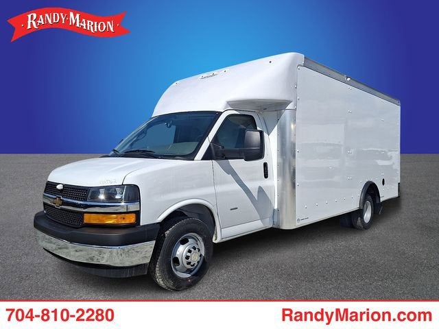 2026 Chevrolet Express Cutaway 3500 1WT