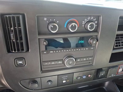 2026 Chevrolet Express Cutaway 3500 1WT