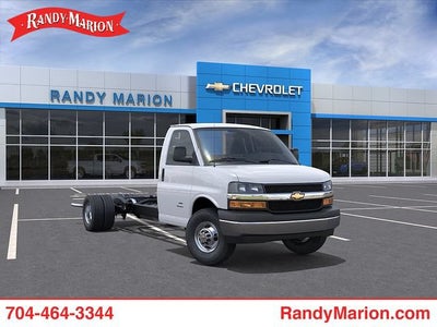 2026 Chevrolet Express Cutaway 3500 1WT