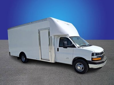 2026 Chevrolet Express Cutaway 4500 2WT