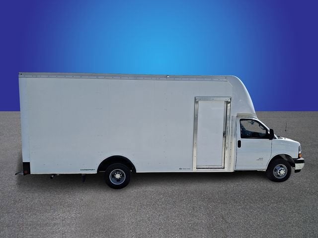 2026 Chevrolet Express Cutaway 4500 2WT