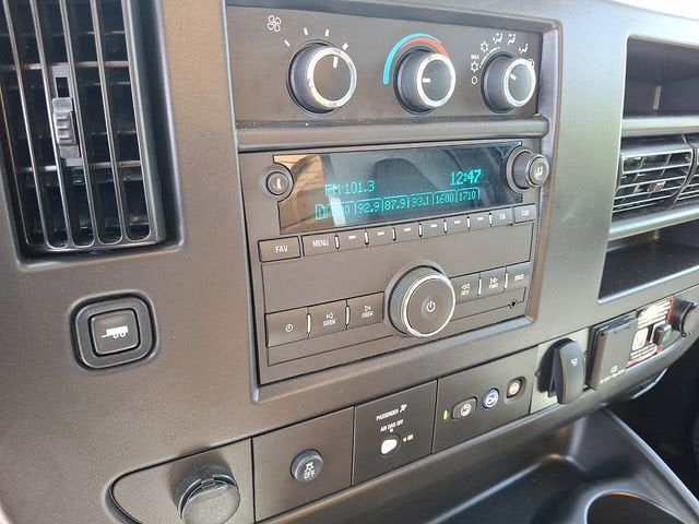 2026 Chevrolet Express Cutaway 4500 2WT