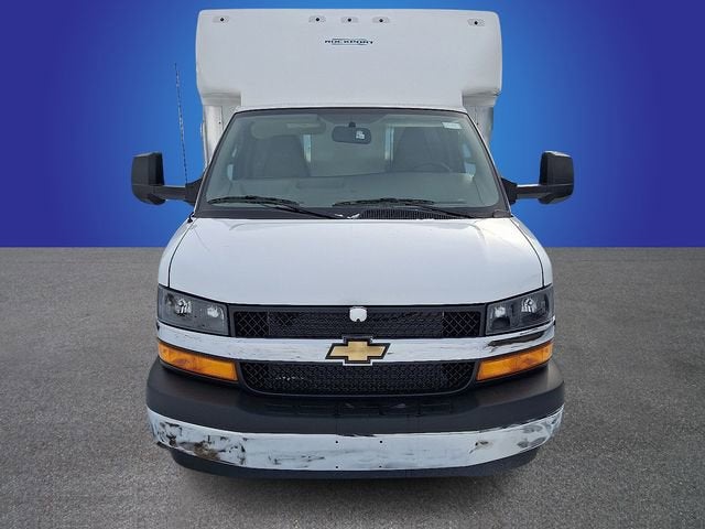 2026 Chevrolet Express Cutaway 4500 2WT