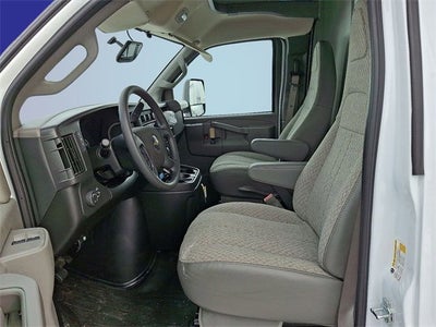 2025 Chevrolet Express Cutaway 4500 2WT