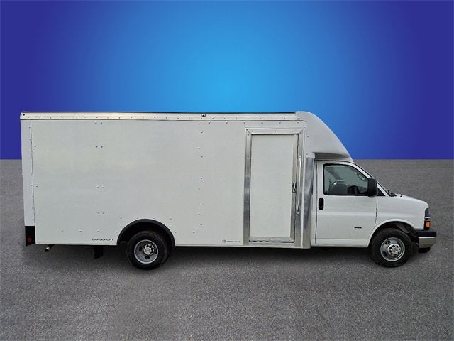 2025 Chevrolet Express Cutaway 4500 2WT