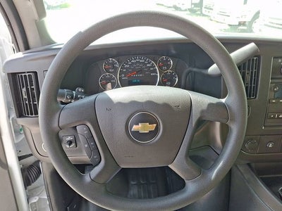 2024 Chevrolet Express Cutaway 4500 2WT