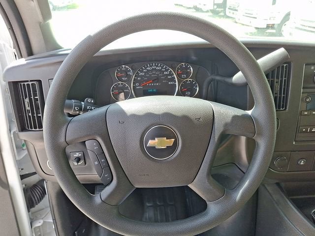 2024 Chevrolet Express Cutaway 4500 2WT