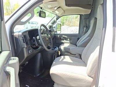 2026 Chevrolet Express Cutaway 4500 2WT