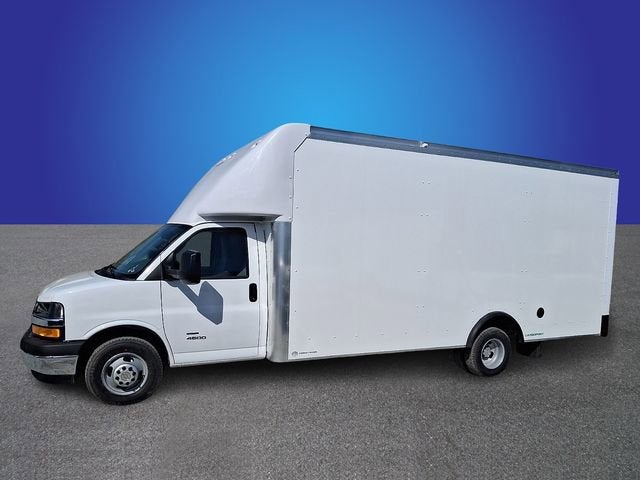 2026 Chevrolet Express Cutaway 4500 2WT