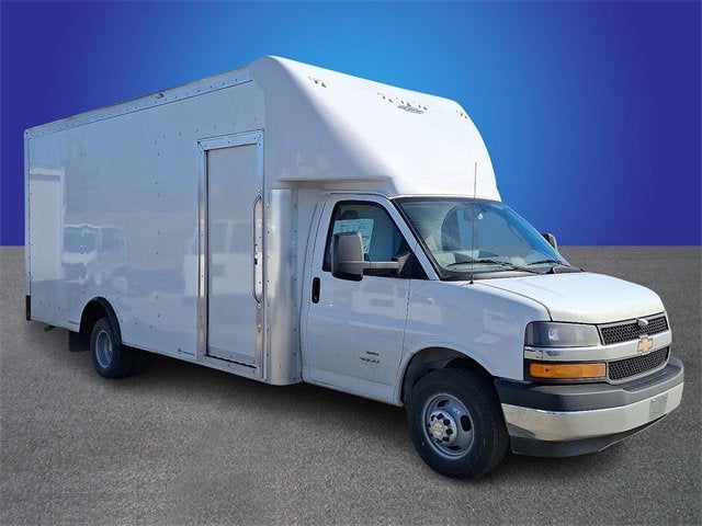 2025 Chevrolet Express Cutaway 4500 2WT