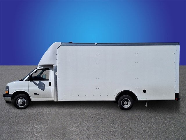 2025 Chevrolet Express Cutaway 4500 2WT