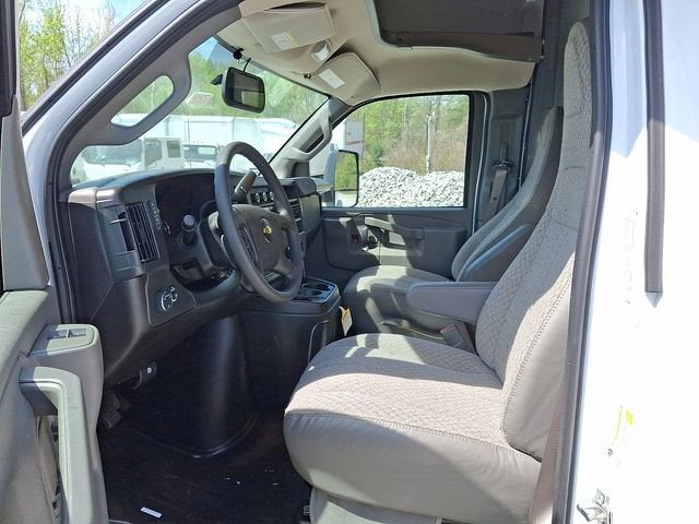 2026 Chevrolet Express Cutaway 4500 2WT