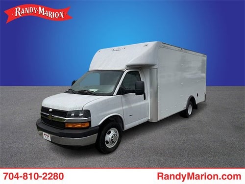 2022 Chevrolet Express Cutaway 4500 Work Van