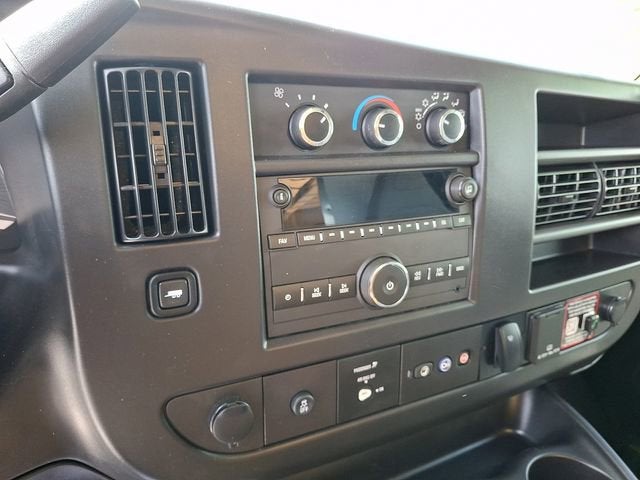 2024 Chevrolet Express Cutaway 4500 2WT