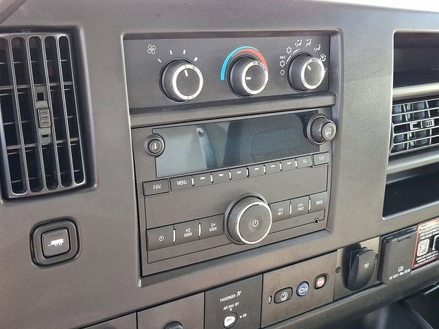 2025 Chevrolet Express Cutaway 4500 2WT