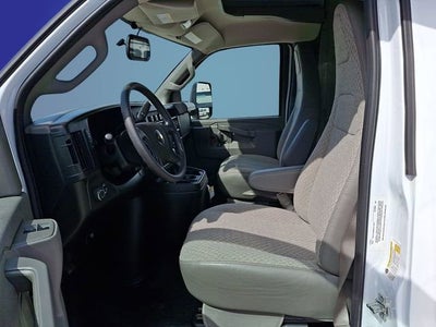 2025 Chevrolet Express Cutaway 4500 2WT