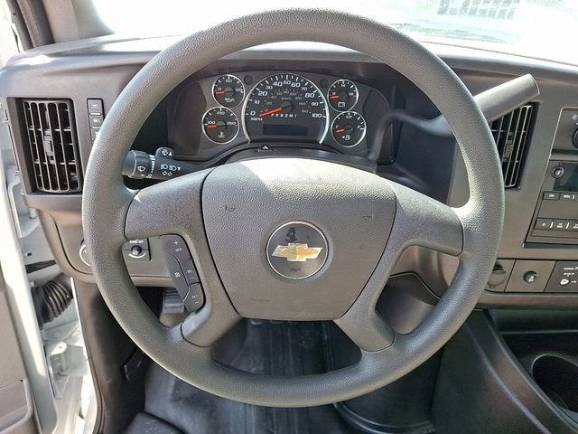 2025 Chevrolet Express Cutaway 4500 2WT