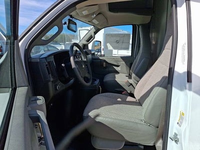 2025 Chevrolet Express Cutaway 4500 2WT