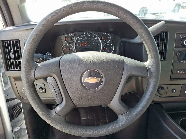 2025 Chevrolet Express Cutaway 4500 2WT