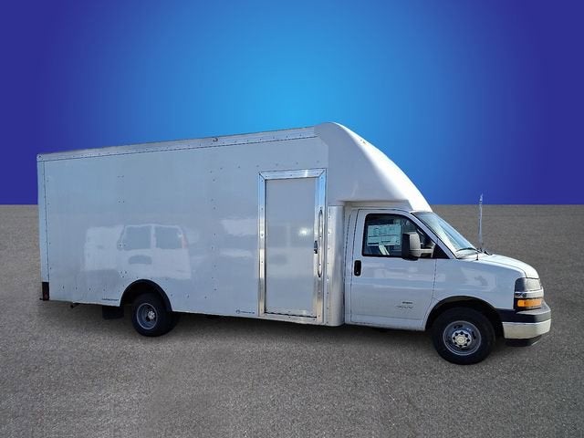 2025 Chevrolet Express Cutaway 4500 2WT