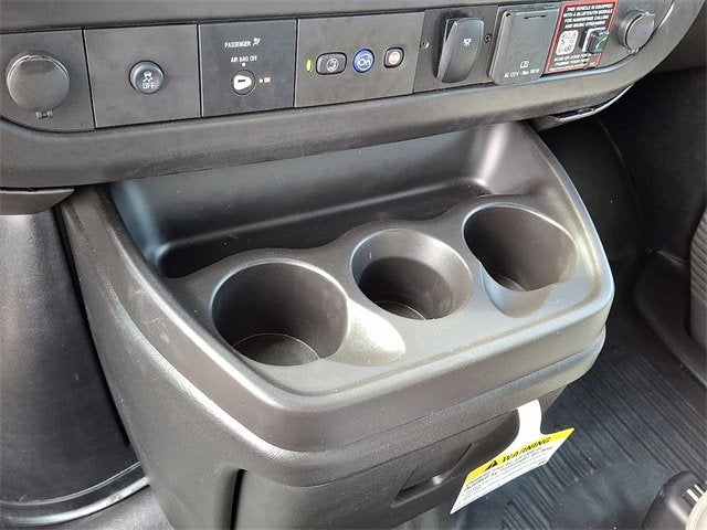 2025 Chevrolet Express Cutaway 4500 2WT