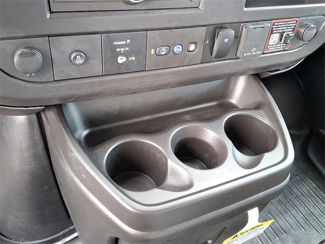 2025 Chevrolet Express Cutaway 4500 2WT