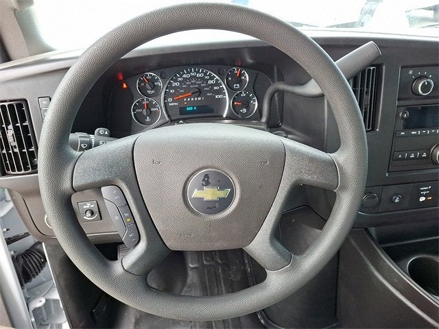 2025 Chevrolet Express Cutaway 4500 2WT