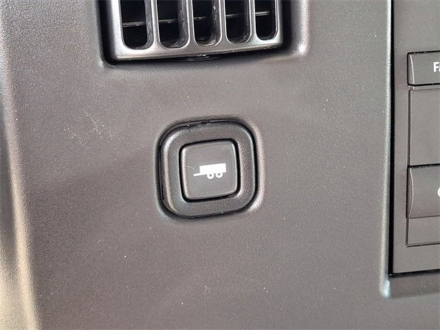 2025 Chevrolet Express Cutaway 4500 2WT