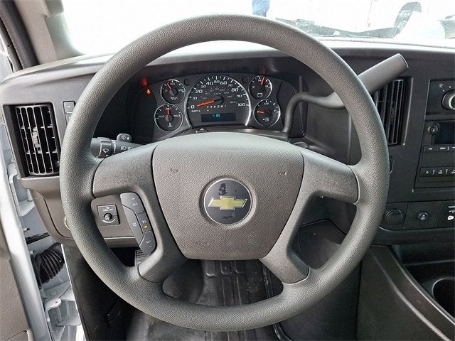 2025 Chevrolet Express Cutaway 4500 2WT