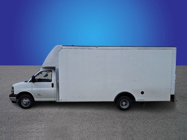 2025 Chevrolet Express Cutaway 4500 2WT