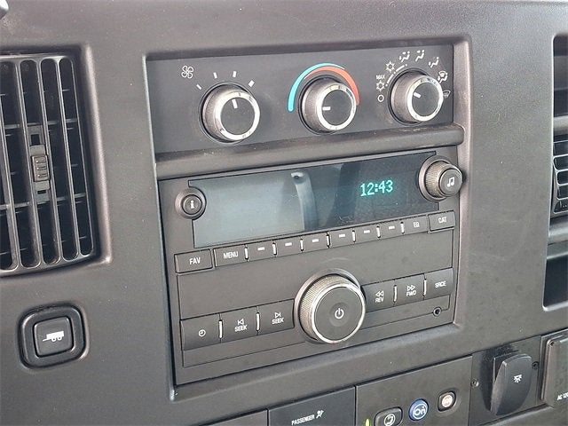 2025 Chevrolet Express Cutaway 4500 2WT