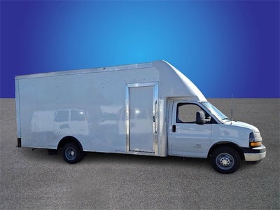 2025 Chevrolet Express Cutaway 4500 2WT