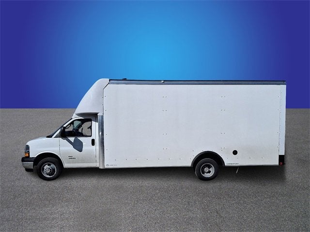 2025 Chevrolet Express Cutaway 4500 2WT