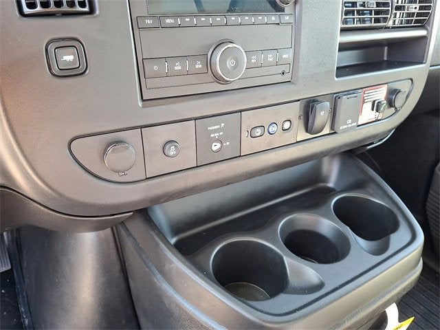 2025 Chevrolet Express Cutaway 4500 2WT