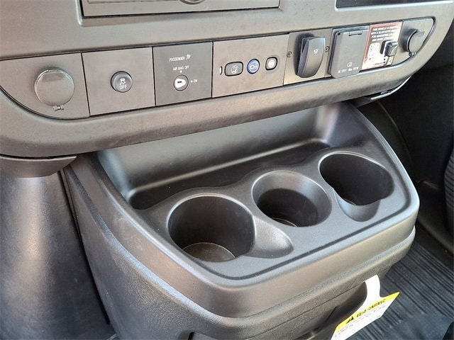 2025 Chevrolet Express Cutaway 4500 2WT