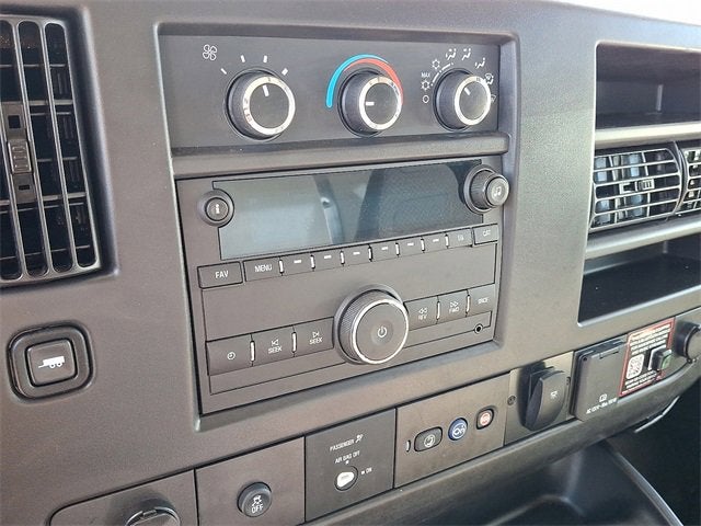 2025 Chevrolet Express Cutaway 4500 2WT