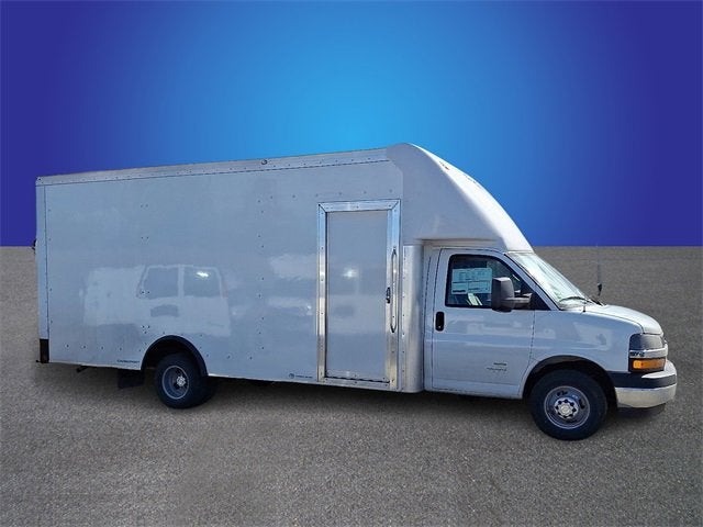 2025 Chevrolet Express Cutaway 4500 2WT
